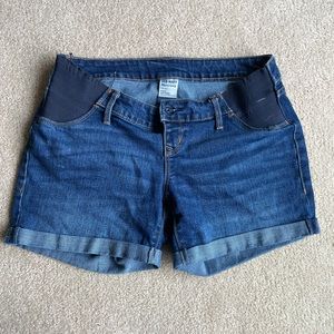 Old navy maternity jean shorts